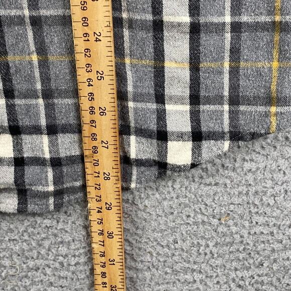 L.L.Bean Scotch Plaid Flannel Shirt Slightly Fitted Men's Medium Gray Plaid - Picture 8 of 10